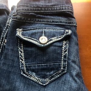 Daytrip Aquarius Capris  size 29